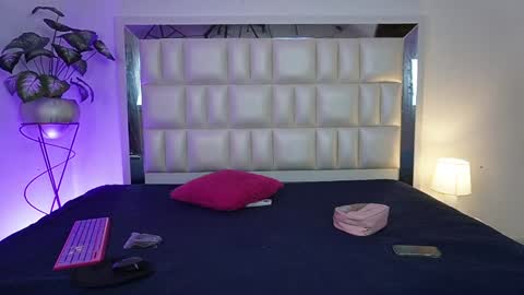 Snapshot of aradia_01 chatting on December 2024 04:48:02 AM online show from December 2024 04:48:02 AM