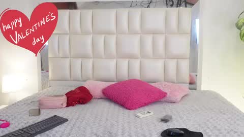 Snapshot of aradia_01 chatting on February 2025 05:30:01 AM online show from February 2025 05:30:01 AM