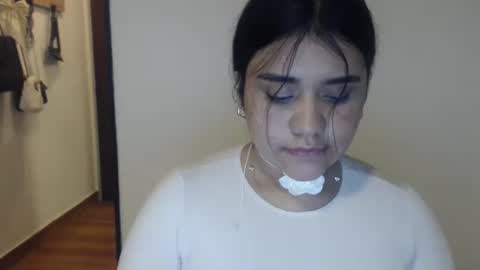 Snapshot of aralynmielle chatting on October 2025 08:15:02 AM Aralyn online show from October 2025 08:15:02 AM