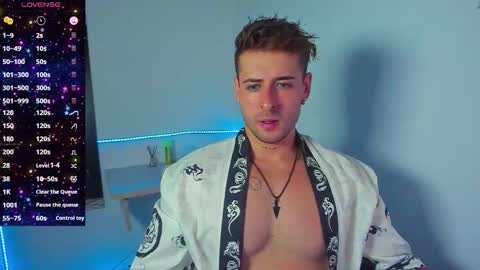 ares blue online show from October 2025 01:11:02 PM