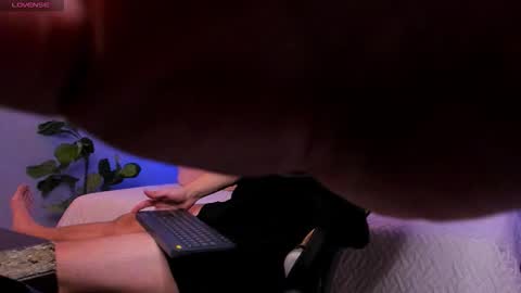 Ares online show from December 2025 03:38:02 PM