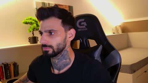 Ares Steel online show from October 2025 08:14:02 PM