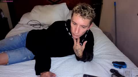 argabright online show from September 2025 09:53:02 AM