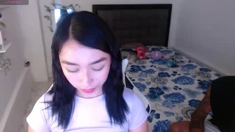 Snapshot of ari_2dcouple chatting on July 2026 04:41:02 AM ari_2dcouple online show from July 2026 04:41:02 AM