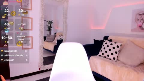 Ari online show from March 2025 02:34:02 PM