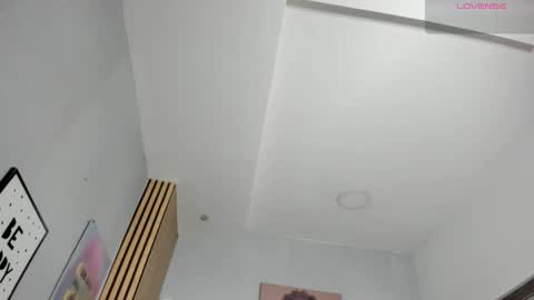Snapshot of aria__monroe chatting on March 2026 12:16:01 PM aria__monroe online show from March 2026 12:16:01 PM