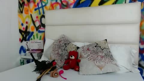 Snapshot of aria_martiin chatting on March 2025 11:58:02 AM aria online show from March 2025 11:58:02 AM