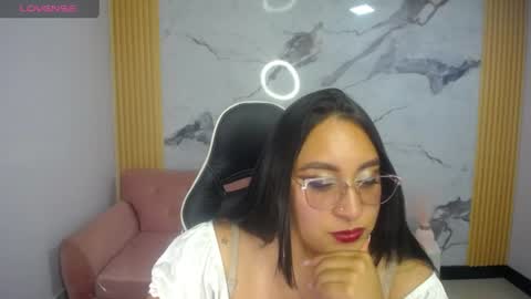 Snapshot of ariabliss_ch chatting on June 2026 09:06:01 PM ariabliss_ch online show from June 2026 09:06:01 PM