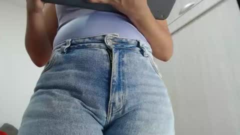 Snapshot of ariacoral chatting on November 2025 12:49:02 PM ariacoral online show from November 2025 12:49:02 PM