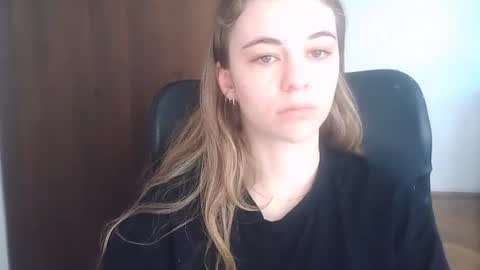 AriaCreazy online show from June 2026 06:27:02 AM