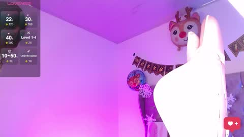 Snapshot of ariadna_tr chatting on December 2024 02:33:02 PM Ari online show from December 2024 02:33:02 PM