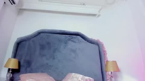 Snapshot of ariagreenn chatting on September 2025 01:00:01 PM Aria Green online show from September 2025 01:00:01 PM