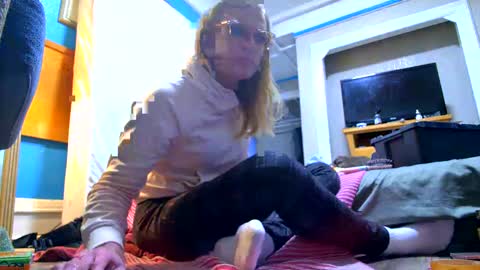 sasha online show from March 2025 10:40:02 AM