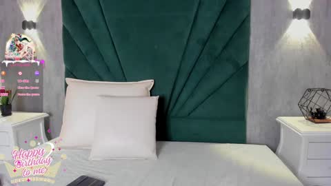 ARIANA online show from December 2024 12:01:02 PM