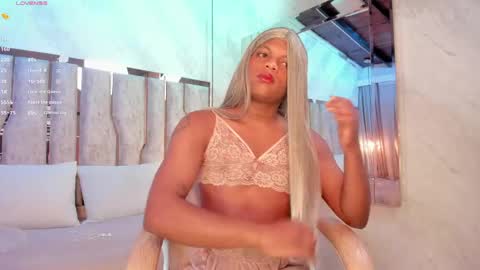 Snapshot of ariana_grande233 chatting on May 2026 11:40:01 AM ariana_grande233 online show from May 2026 11:40:01 AM