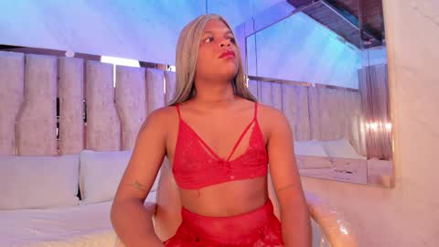 Snapshot of ariana_grande233 chatting on May 2026 11:41:02 AM ariana_grande233 online show from May 2026 11:41:02 AM