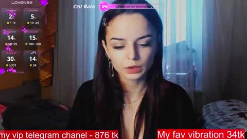 Snapshot of ariana_light chatting on November 2025 12:53:01 PM Ariana online show from November 2025 12:53:01 PM