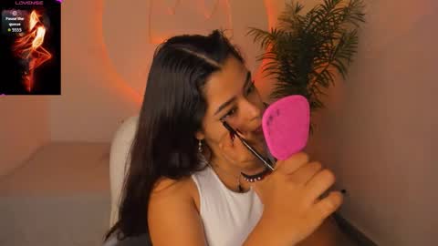 Ariana  online show from December 2025 01:09:02 PM