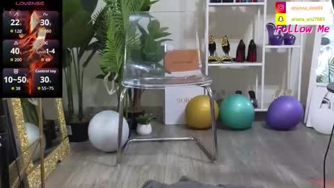 Snapshot of arianaari88 chatting on September 2025 06:20:02 PM Ariana online show from September 2025 06:20:02 PM