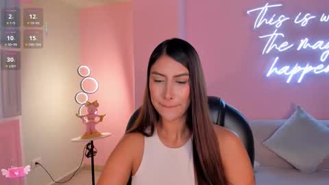 Ariana Dumont online show from November 2025 11:43:02 AM