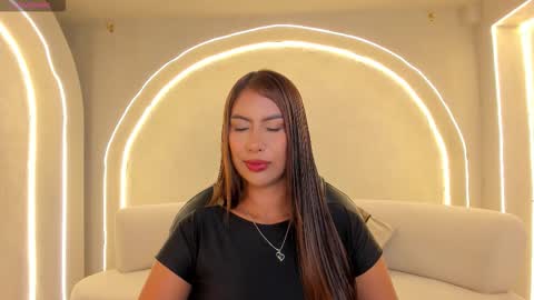 Ariana Dumont online show from January 2026 11:02:02 AM