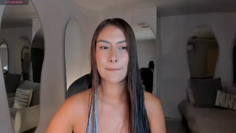 Ariana Dumont online show from June 2026 11:04:02 AM