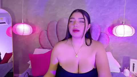 Snapshot of arianarougee chatting on July 2026 03:31:02 AM ArianaRougee online show from July 2026 03:31:02 AM