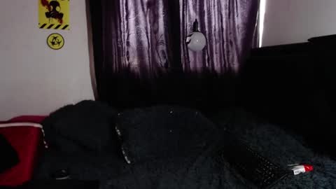 help me 100 hands up my OF is Free  online show from December 2024 07:44:01 PM