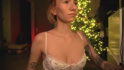 Olivka online show from January 2025 04:39:02 AM