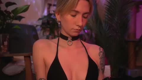 Olivka online show from February 2026 12:12:01 PM