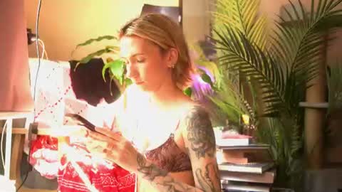 Snapshot of arianna_richi chatting on July 2026 12:11:01 PM Olivka online show from July 2026 12:11:01 PM