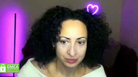 Snapshot of arianna_tifany chatting on November 2025 12:26:01 PM Arianna online show from November 2025 12:26:01 PM