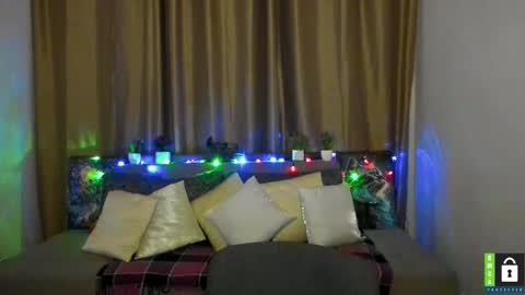 Snapshot of arianna_tifany chatting on November 2025 06:42:02 PM Arianna online show from November 2025 06:42:02 PM