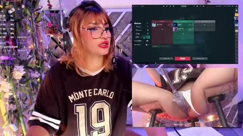 Snapshot of arianova_ chatting on April 2026 01:24:02 PM Aria online show from April 2026 01:24:02 PM