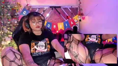 Snapshot of arianova_ chatting on July 2026 01:17:01 PM Aria online show from July 2026 01:17:01 PM