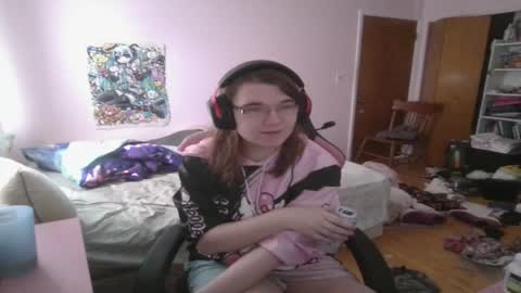 Ariathebrat online show from June 2026 09:31:01 PM
