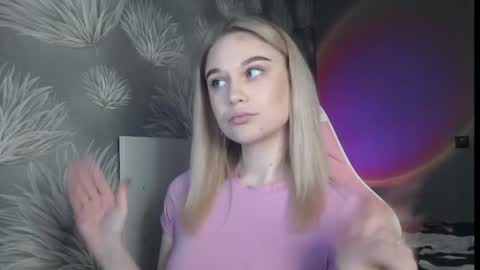 ariavelvets online show from June 2026 01:57:02 PM