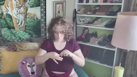 Arielle Ari online show from November 2025 04:06:02 PM