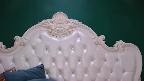 Ariel online show from September 2025 12:21:01 AM