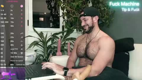 Snapshot of arielenbsas chatting on May 2026 09:56:02 PM Ariel online show from May 2026 09:56:02 PM