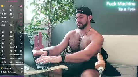 Snapshot of arielenbsas chatting on May 2026 06:09:01 PM Ariel online show from May 2026 06:09:01 PM