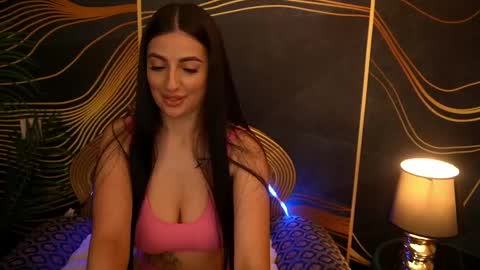 Ariel online show from March 2025 04:11:02 PM