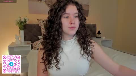 Snapshot of ariella_sol chatting on June 2026 01:07:02 AM Ariella GTM3 Tue Wed Thu Fri Sat 0400 am-1030pm online show from June 2026 01:07:02 AM