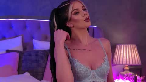 Snapshot of ariellsweety chatting on November 2025 06:29:01 PM Ariell online show from November 2025 06:29:01 PM