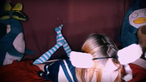 Snapshot of arielpinkcat chatting on November 2025 05:57:01 PM arielpinkcat online show from November 2025 05:57:01 PM