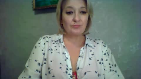Snapshot of arielxloveresss chatting on November 2025 07:24:01 PM ArielXLoveresss online show from November 2025 07:24:01 PM