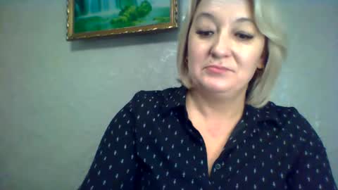 Snapshot of arielxloveresss chatting on November 2025 08:37:01 AM ArielXLoveresss online show from November 2025 08:37:01 AM