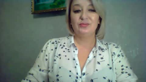 Snapshot of arielxloveresss chatting on November 2025 10:19:01 AM ArielXLoveresss online show from November 2025 10:19:01 AM