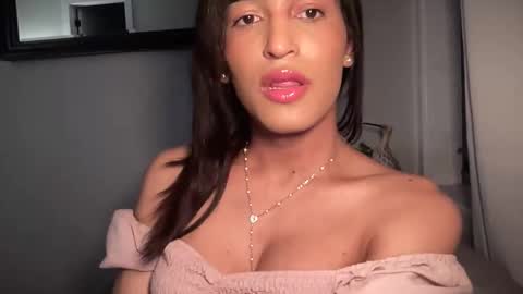 Aria online show from April 2026 12:33:01 AM