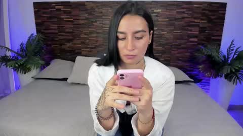 ARIANNA online show from November 2025 09:03:02 PM